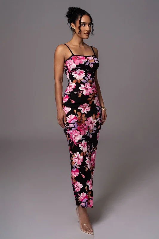 black-floral-smooth-simplicity-maxi-dress