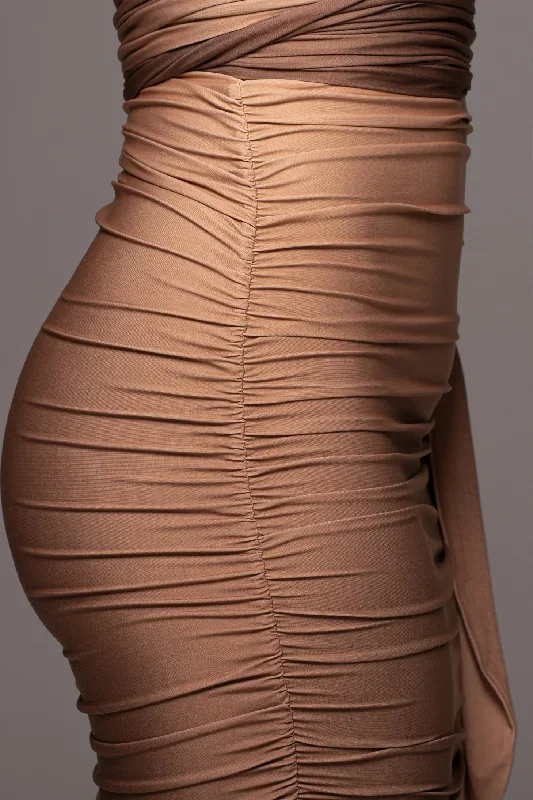 brown-ombre-edge-of-romance-midi-dress