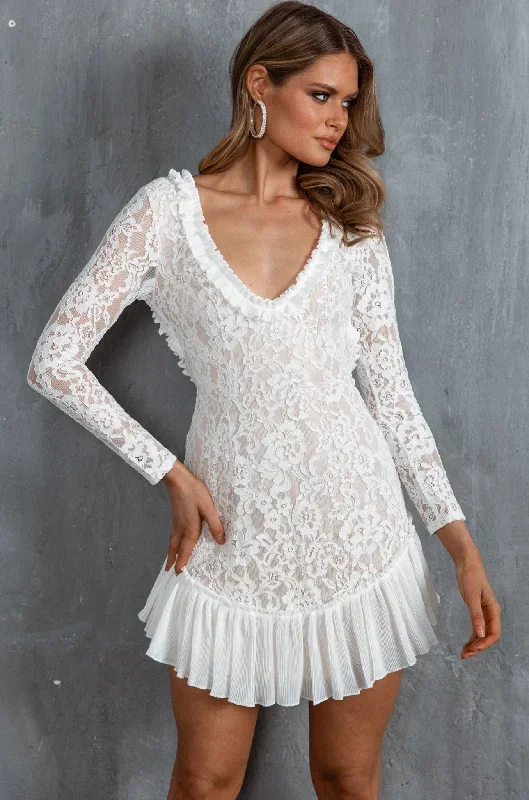 isabella-long-sleeve-open-back-lace-dress-white