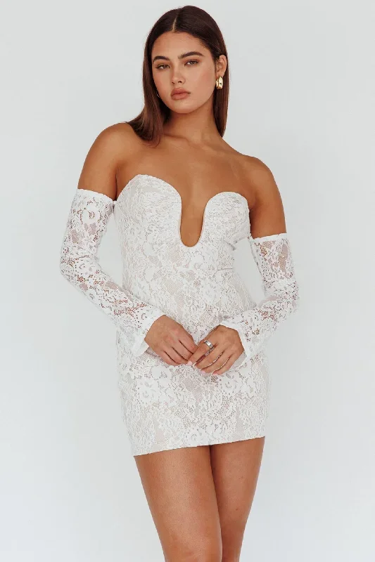 Nouveau U-Neckline Mini Dress Lace White