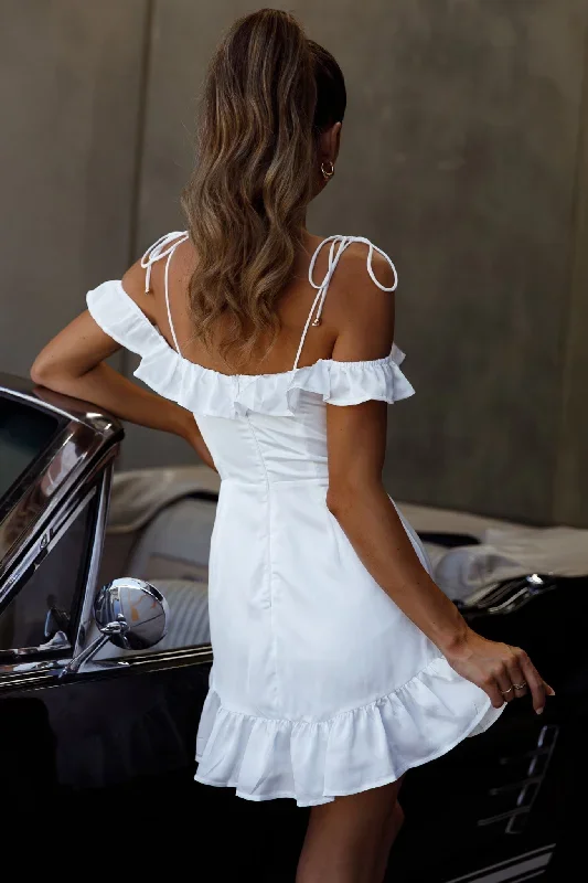 ode-to-love-sweetheart-neckline-tied-shoulder-frill-mini-dress-white