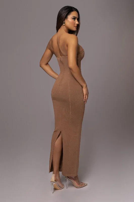 pecan-so-magnetic-maxi-dress