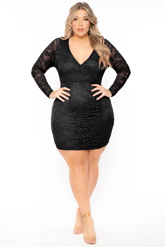 Plus Size Yuliana Lace Dress- Black