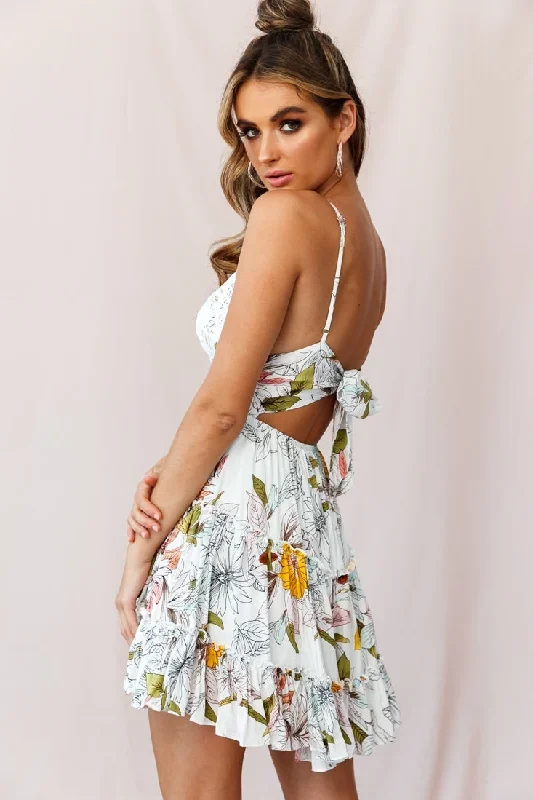 sanctuary-applique-bust-tie-knot-back-dress-floral-print-white