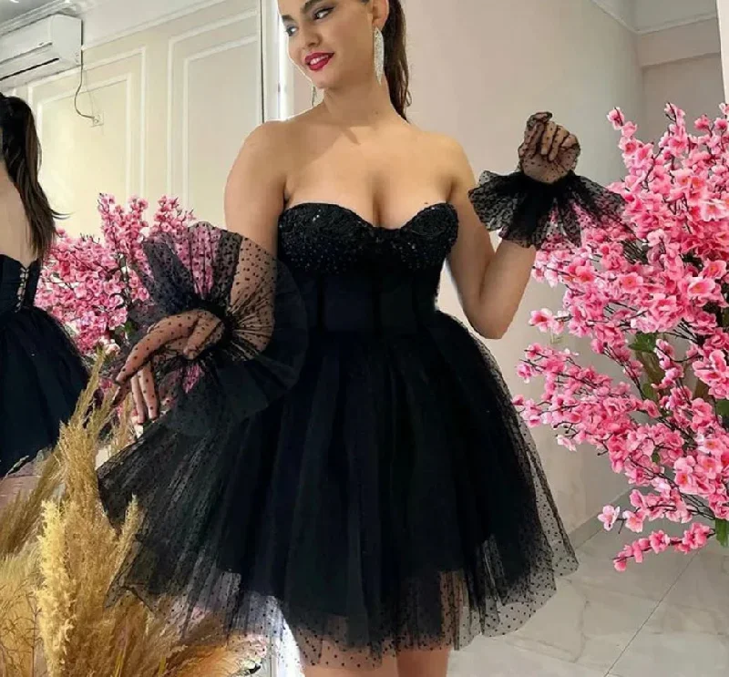 sexy-dotted-tulle-sweetheart-short-prom-homecoming-dresses-black-graudation-mini-cocktail-party-gowns-robes-bal-de-promo