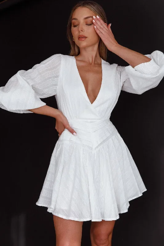 sweet-escape-lantern-sleeve-pintuck-dress-white