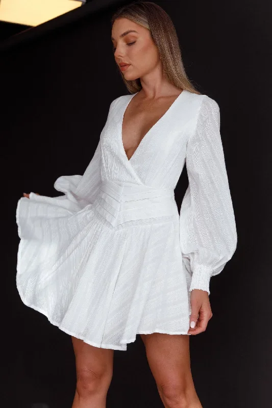 sweet-escape-lantern-sleeve-pintuck-dress-white